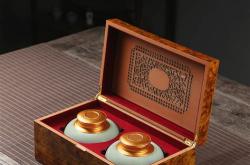 用茶叶盒做艺术品