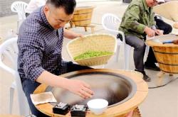 炒茶会添加什么香精吗