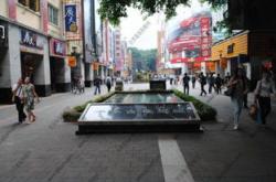 广州光明广场美食自助旋转小火锅