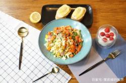 做美食能治愈心情的句子