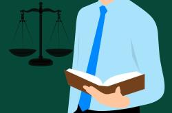 男子被冒名顶替25年，身份之谜与正义追寻