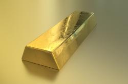 金饰价格突破800每克，市场影响与价值重塑