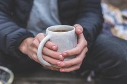 深度解析，揭秘红茶的神奇功效与健康注意事项