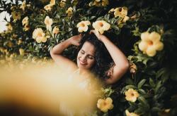 花1.4万给妈妈买皮草，爱的传递与价值的体现