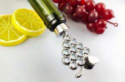 如何没有开瓶器开启红酒？