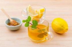蜂蜜炒茶叶是否会中毒？