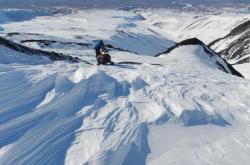 冬季行车安全秘籍，如何在冰天雪地中稳如泰山
