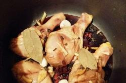茶叶鸡腿的家常做法