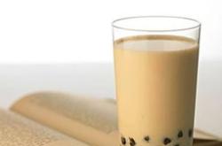 纯牛奶加茶水可以吗