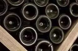 看红酒瓶底辨别红酒好坏