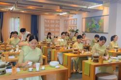 茶叶店培训师岗位职责