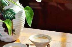 品尝的茶