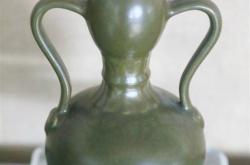 明代嘉靖茶叶釉瓷器