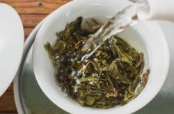茶叶为什么越泡颜色越深