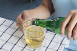 吃过钙片多久能喝红酒啊
