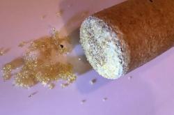 去除红酒里面的白色沉淀物小妙招