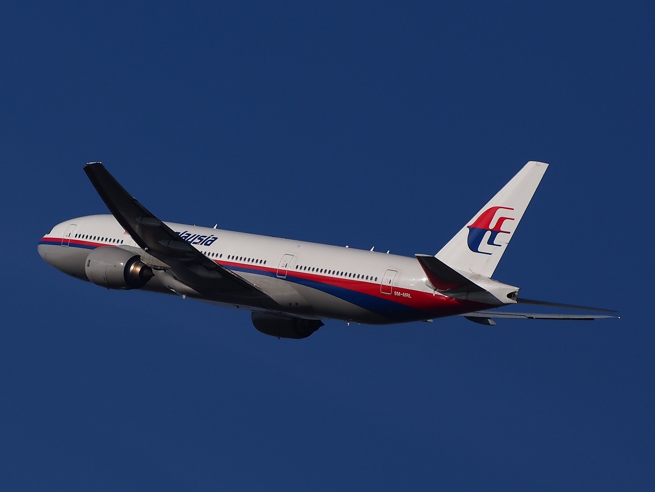 机票价格大跳水，航空市场的新变革与挑战
