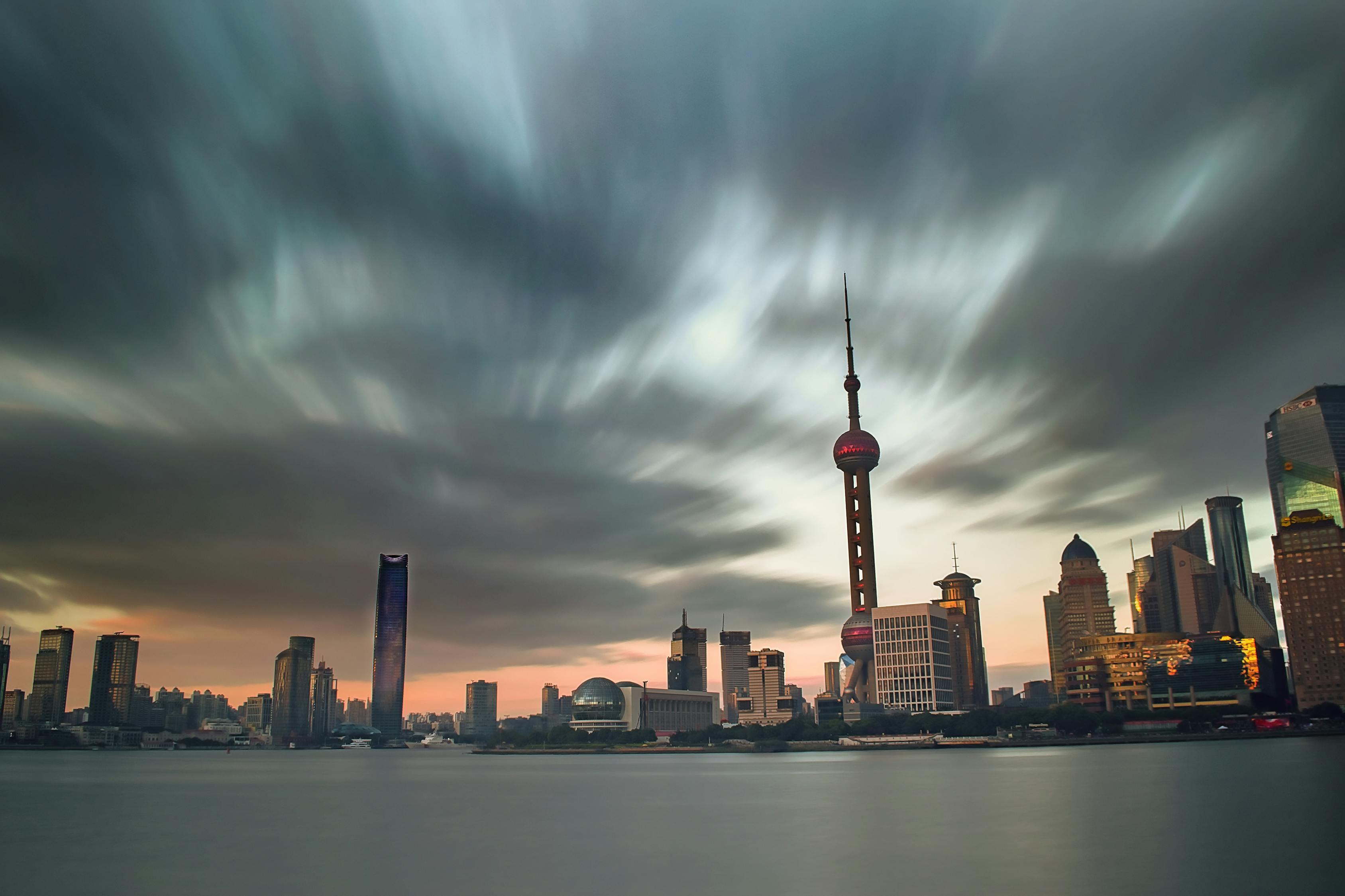上海新盘到访量激增背后的原因与影响分析