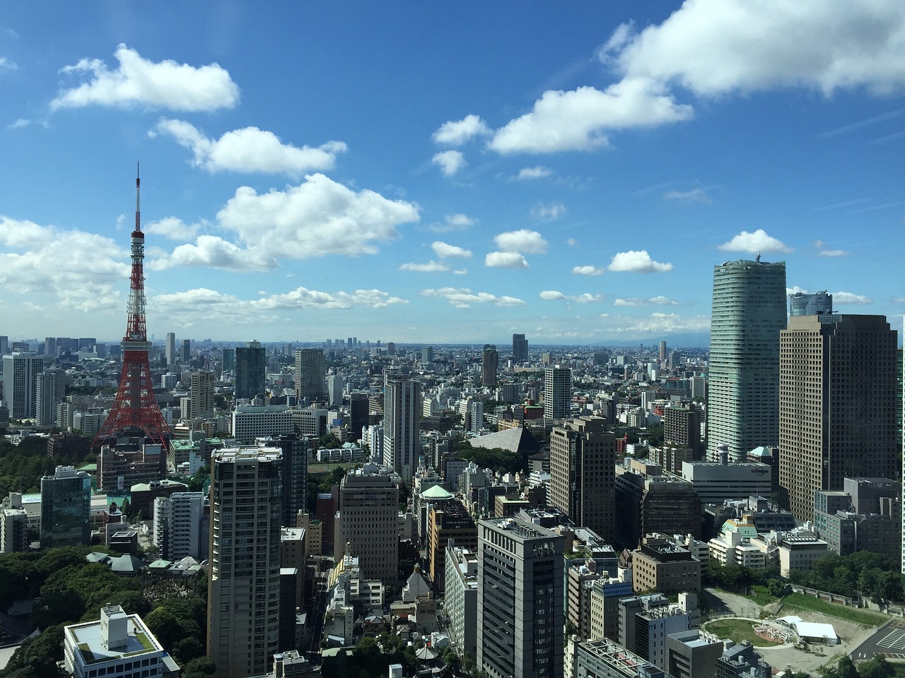 时代峰峻噪声超标，城市发展与环保难题