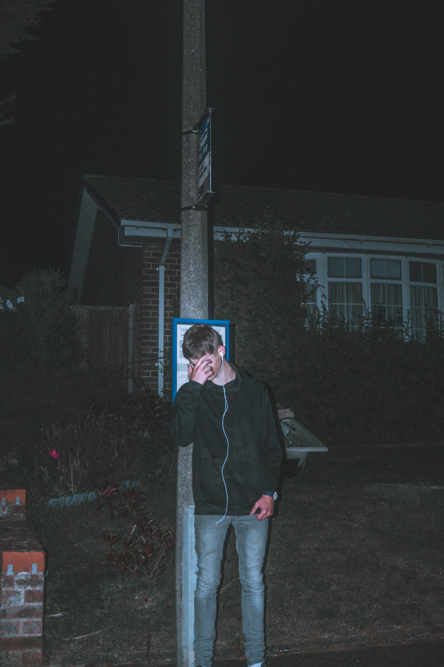 情感的裂痕，探索小说中男主出轨女配的复杂情感